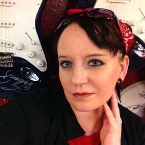 Meet your Posher, Pamela